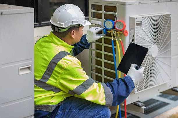 Professional Hvac Maintenance technician working in Spencerville, MD